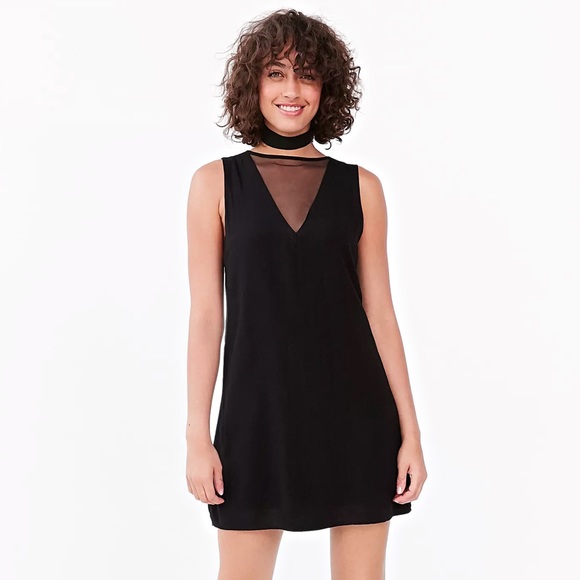 Urban Outfitters Silence + Noise Black Mesh V-Neck Sleeveless Mini Shift Dress - Picture 6 of 14
